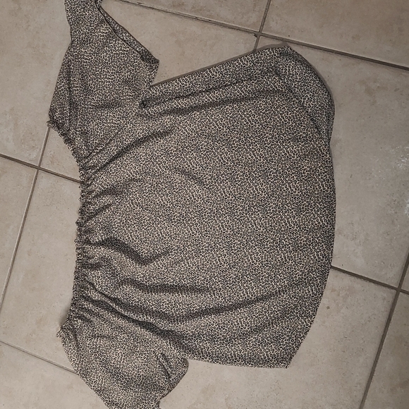 Teenbell Leopard Print Flowy Dressy Top Elastic Stretch Neck Line Tie Sleeves 3X - Picture 7 of 7